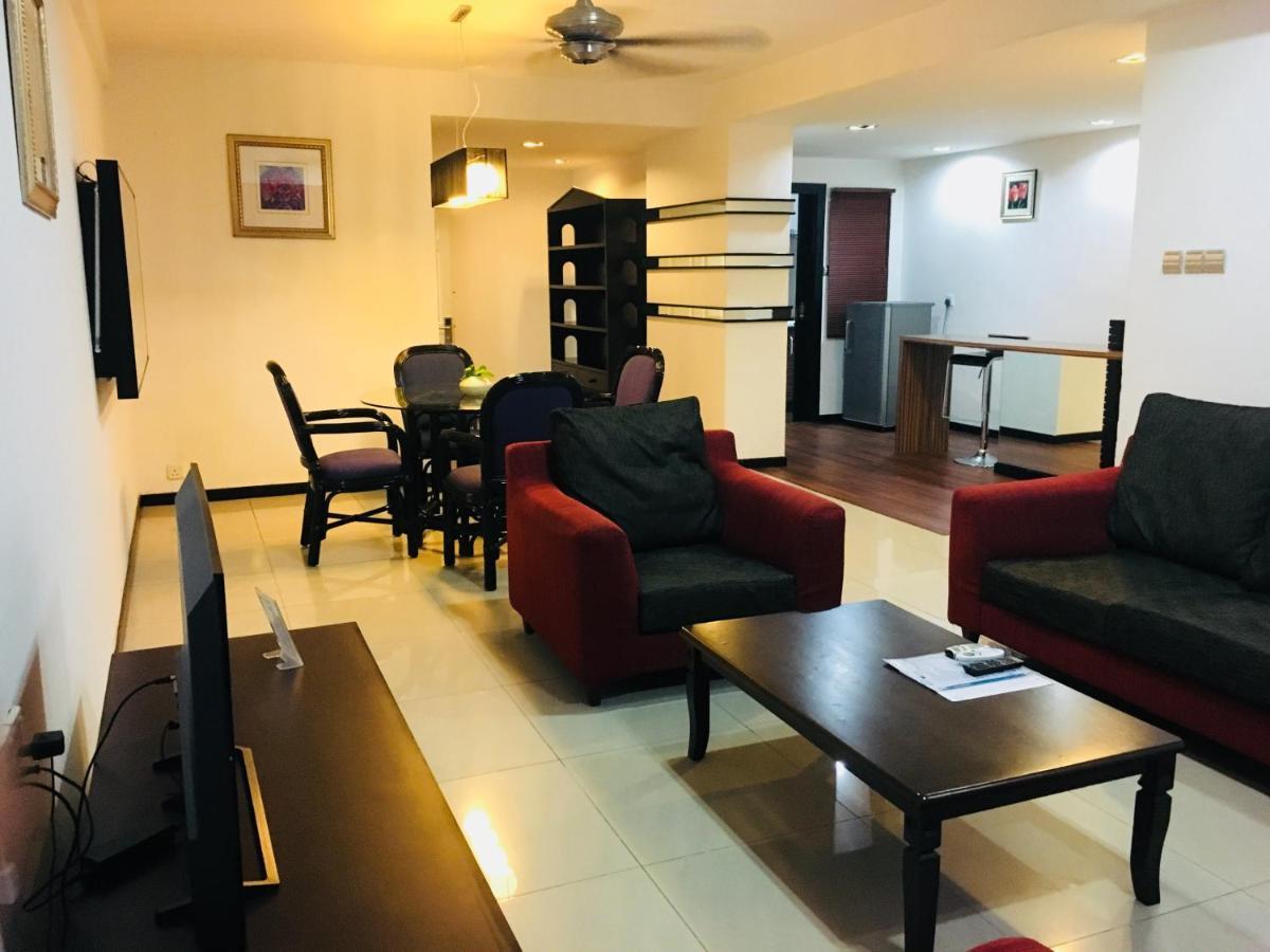 Likas Square - Kk Apartment Suite 코타키나발루 외부 사진