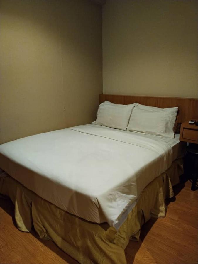 Likas Square - Kk Apartment Suite 코타키나발루 외부 사진