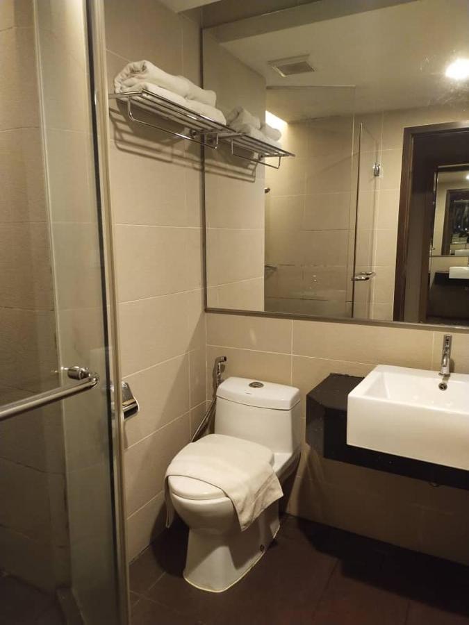 Likas Square - Kk Apartment Suite 코타키나발루 외부 사진
