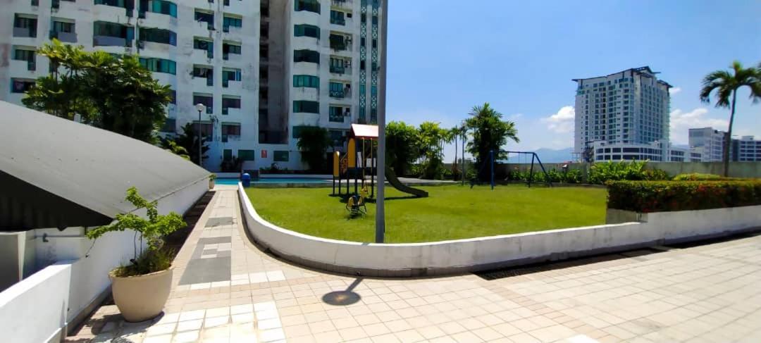 Likas Square - Kk Apartment Suite 코타키나발루 외부 사진