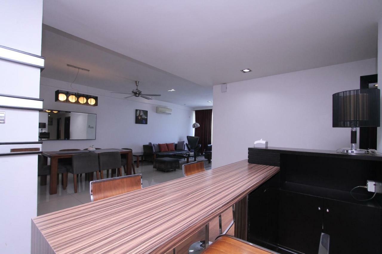 Likas Square - Kk Apartment Suite 코타키나발루 외부 사진