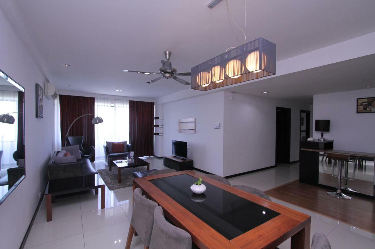 Likas Square - Kk Apartment Suite 코타키나발루 외부 사진