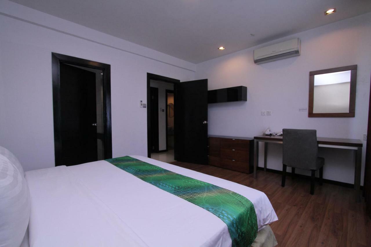 Likas Square - Kk Apartment Suite 코타키나발루 외부 사진