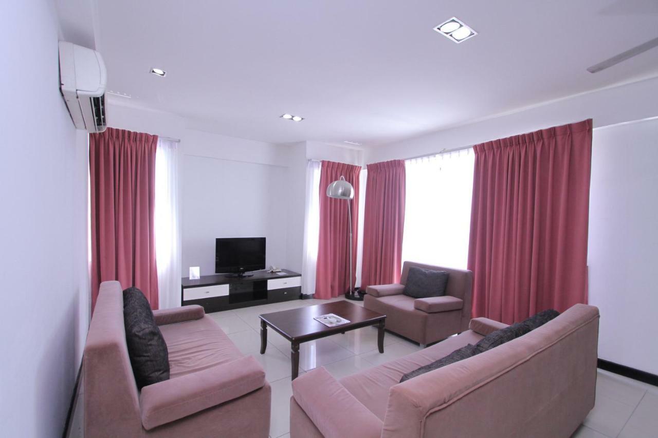 Likas Square - Kk Apartment Suite 코타키나발루 외부 사진