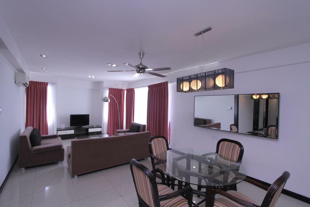 Likas Square - Kk Apartment Suite 코타키나발루 외부 사진